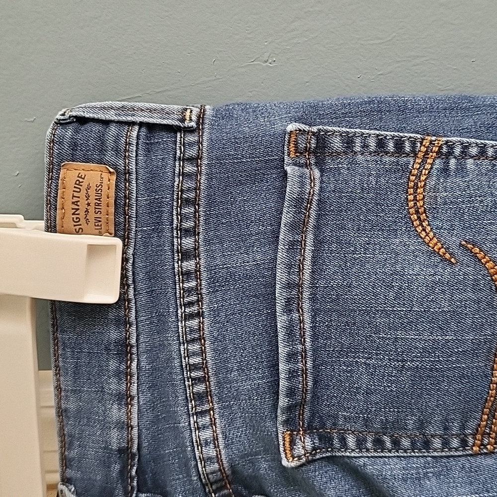 Jeans - Picture 6 of 6